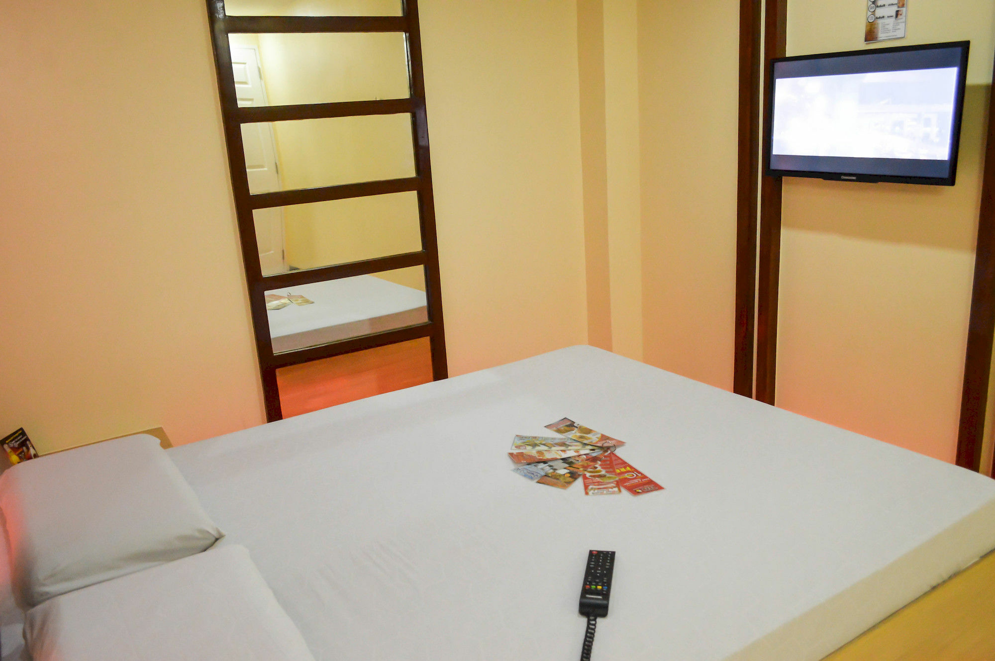 Hotel Sogo Pasay Wood Street Εξωτερικό φωτογραφία