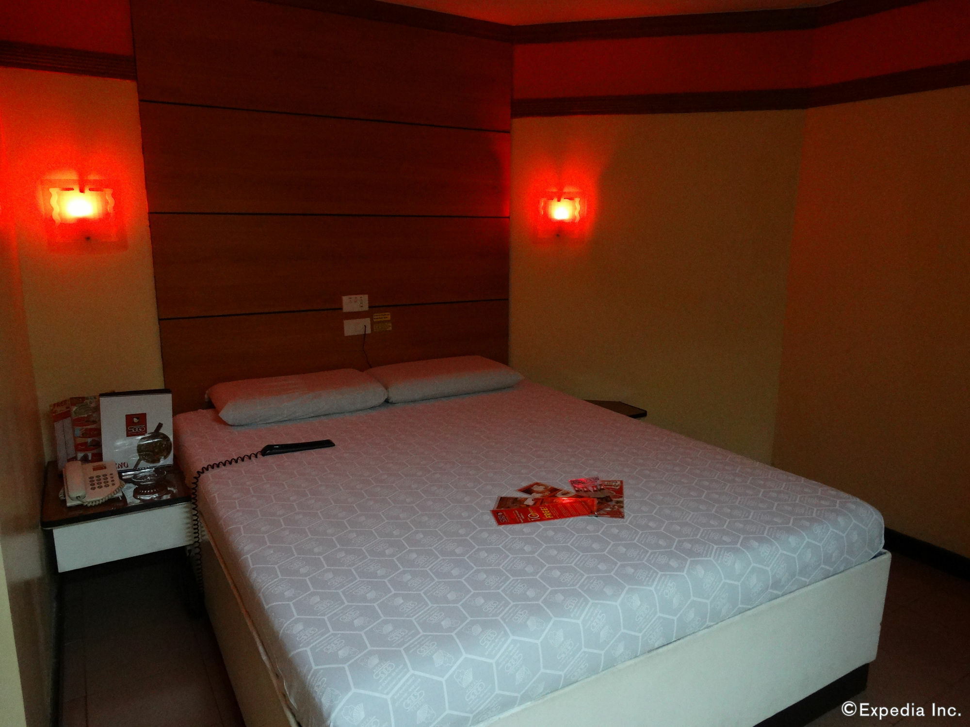 Hotel Sogo Pasay Wood Street Εξωτερικό φωτογραφία